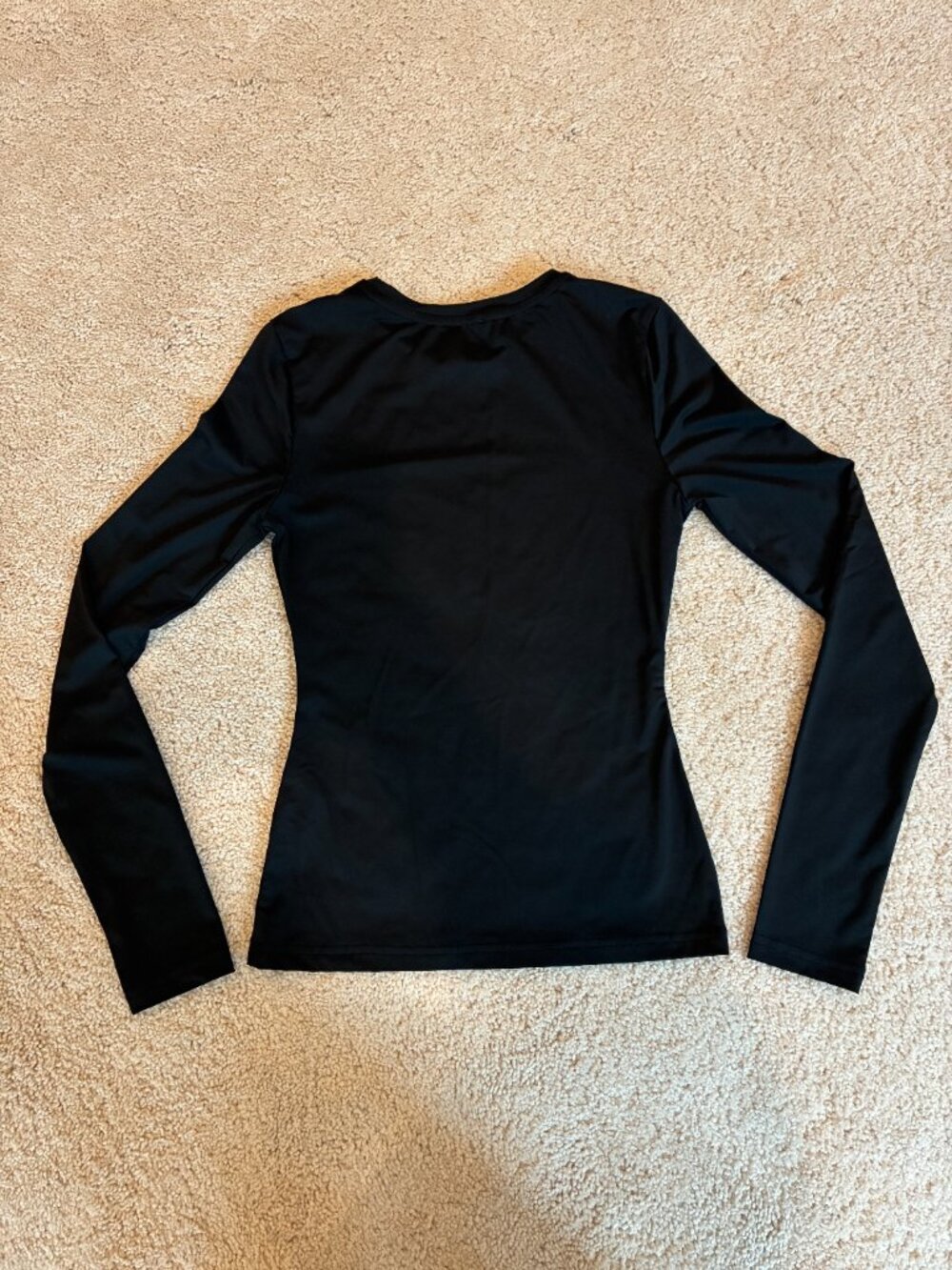 Princess Polly Black Crew Neckline Long-Sleeve Top Shirt - Picture 2 of 9